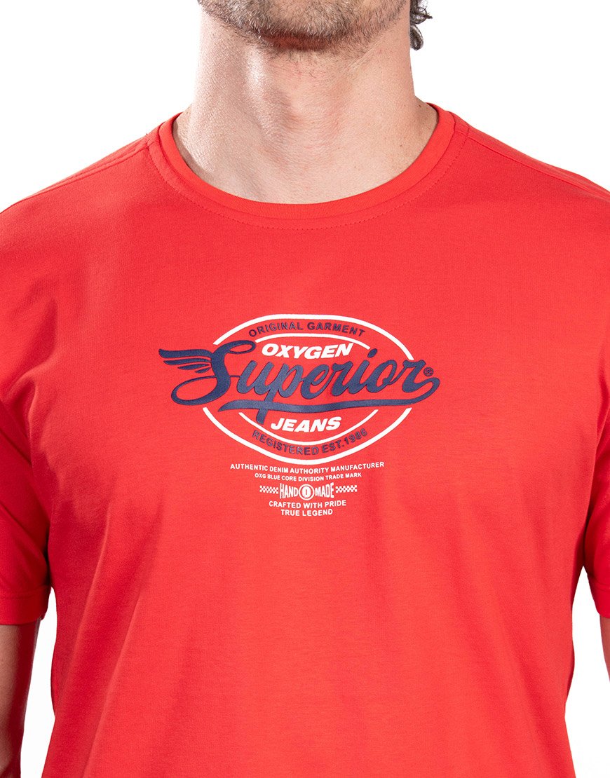 Camiseta Hombre Regular Fit Estampado en Relieve Superior – Rojo