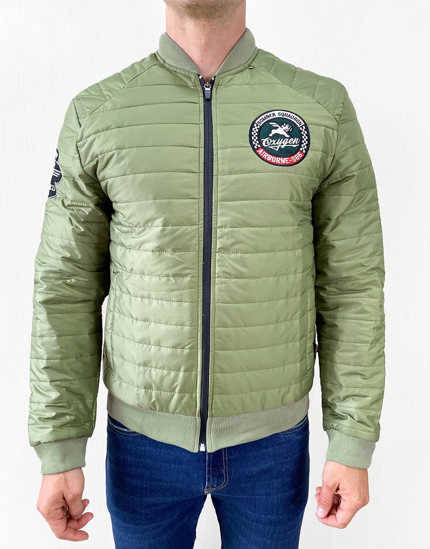 Chaqueta Hombre Acolchada Bomber con Parches – Verde Oliva