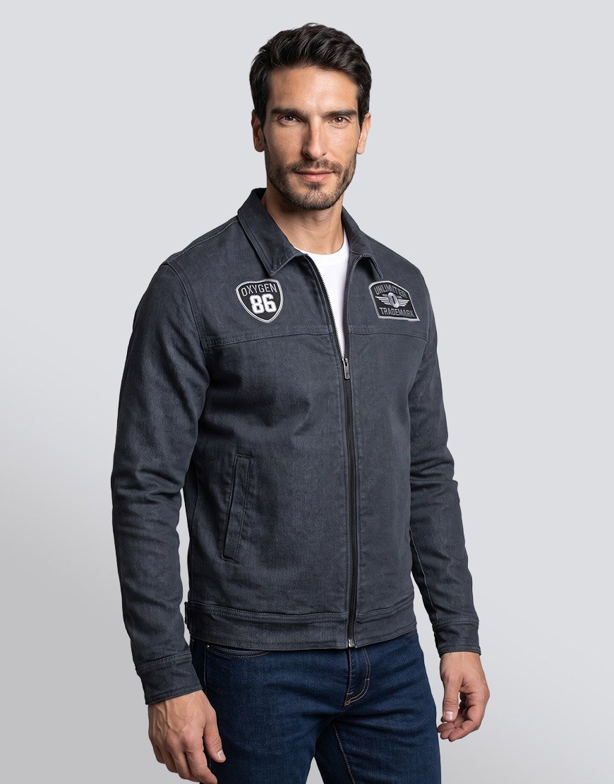 Chaqueta de Denim con Parches Bordados